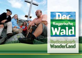 Infomaterial zu Wandertouren - © Landratsamt Freyung-Grafenau